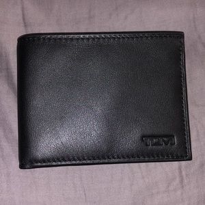 Mens Tumi Wallet